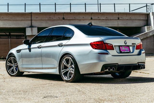 Used 2013 BMW M5 RWD image 45