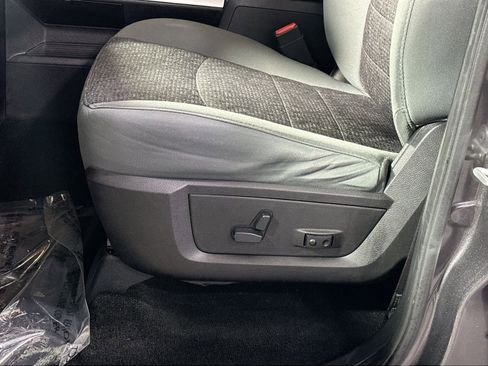 Used 2015 RAM 1500 Big Horn image 14