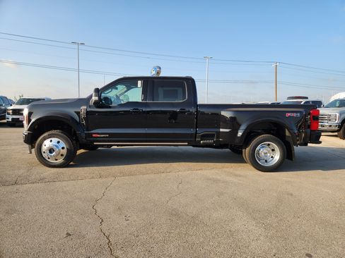 New 2026 Ford F450 Platinum AWD/4WD image 3