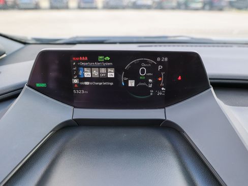 Used 2024 Toyota Prius Prime Premium w/ Advanced Technology Package FWD image 17