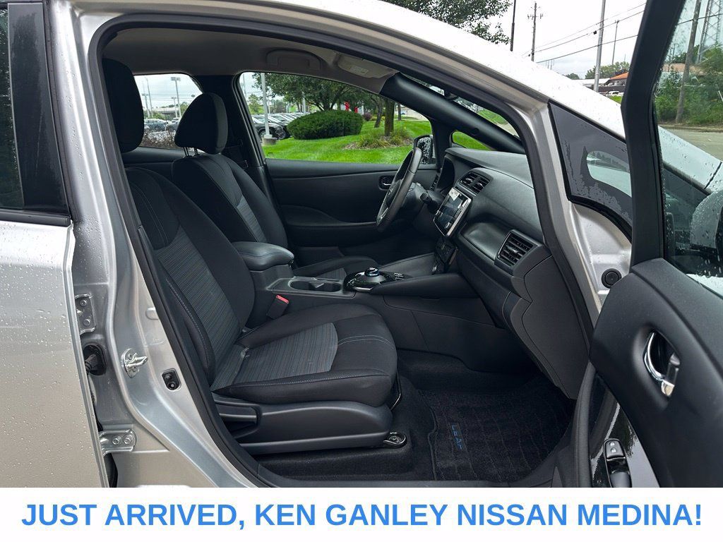 Certified 2023 Nissan Leaf SV Plus FWD image 21