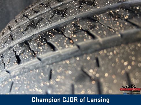 Used 2021 Dodge Durango GT image 3