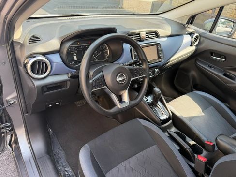 Used 2023 Nissan Versa SV FWD image 22