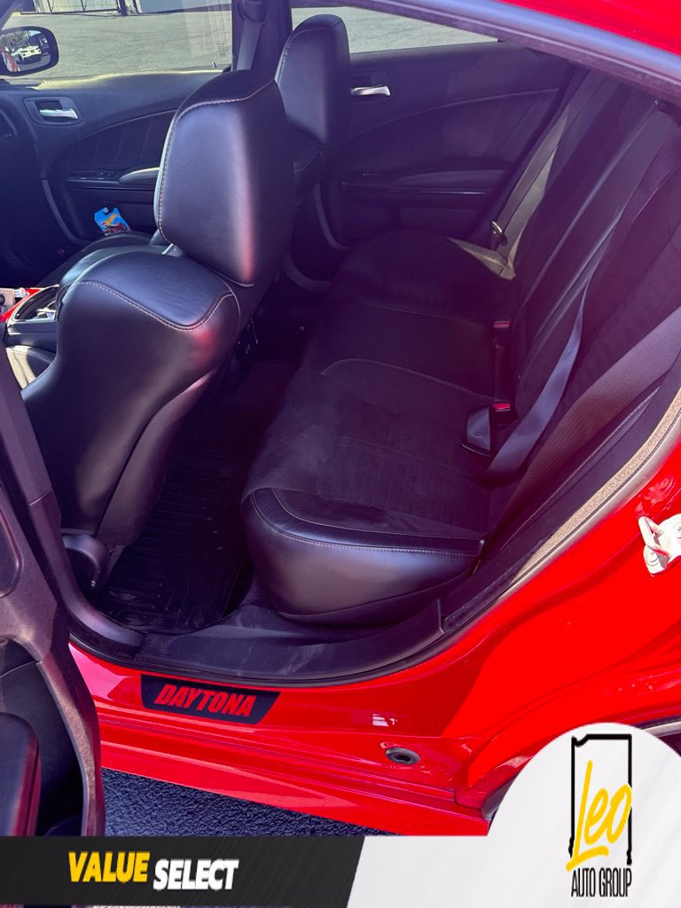 Used 2017 Dodge Charger R/T RWD image 4