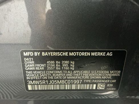 Used 2021 BMW 330i Sedan w/ M Sport Package image 31