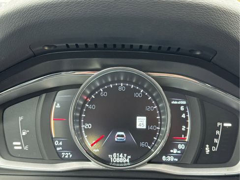 Used 2015 Volvo XC70 T6 Platinum w/ Climate Package image 34