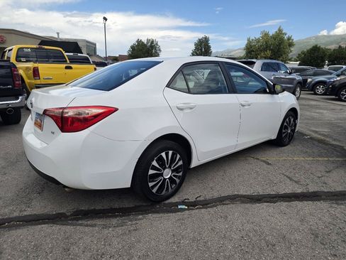 Used 2018 Toyota Corolla LE FWD image 4