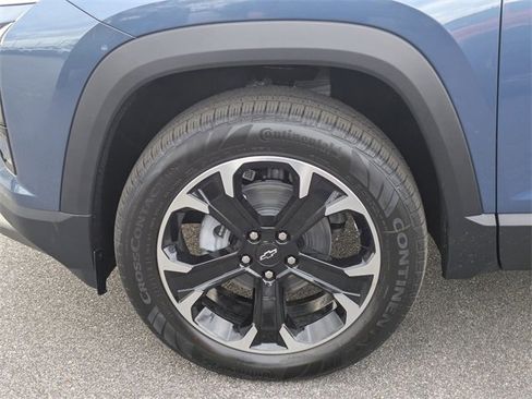 New 2026 Chevrolet Equinox LT w/ Safety and Technology Package image 8