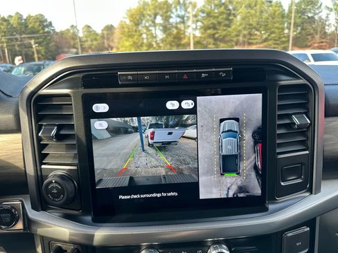 Used 2024 Ford F150 Lariat w/ FX4 Off-Road Package image 19