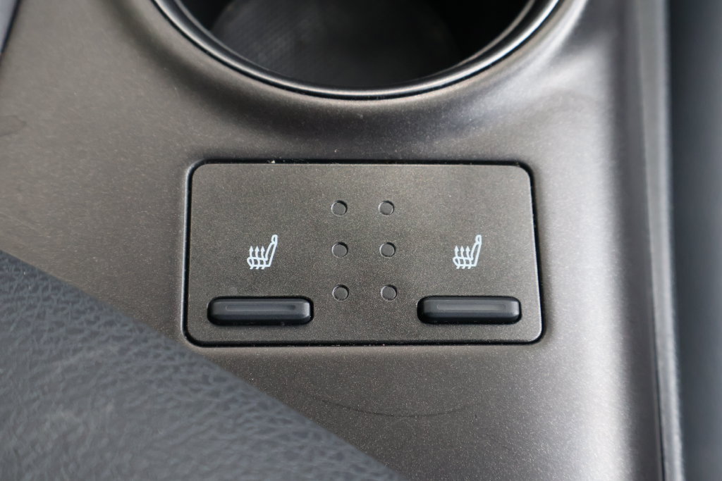 Used 2024 Toyota Camry SE FWD image 18