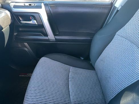 Used 2018 Toyota 4Runner SR5 image 12