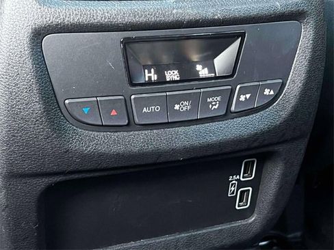 Used 2022 Honda Pilot Special Edition image 14