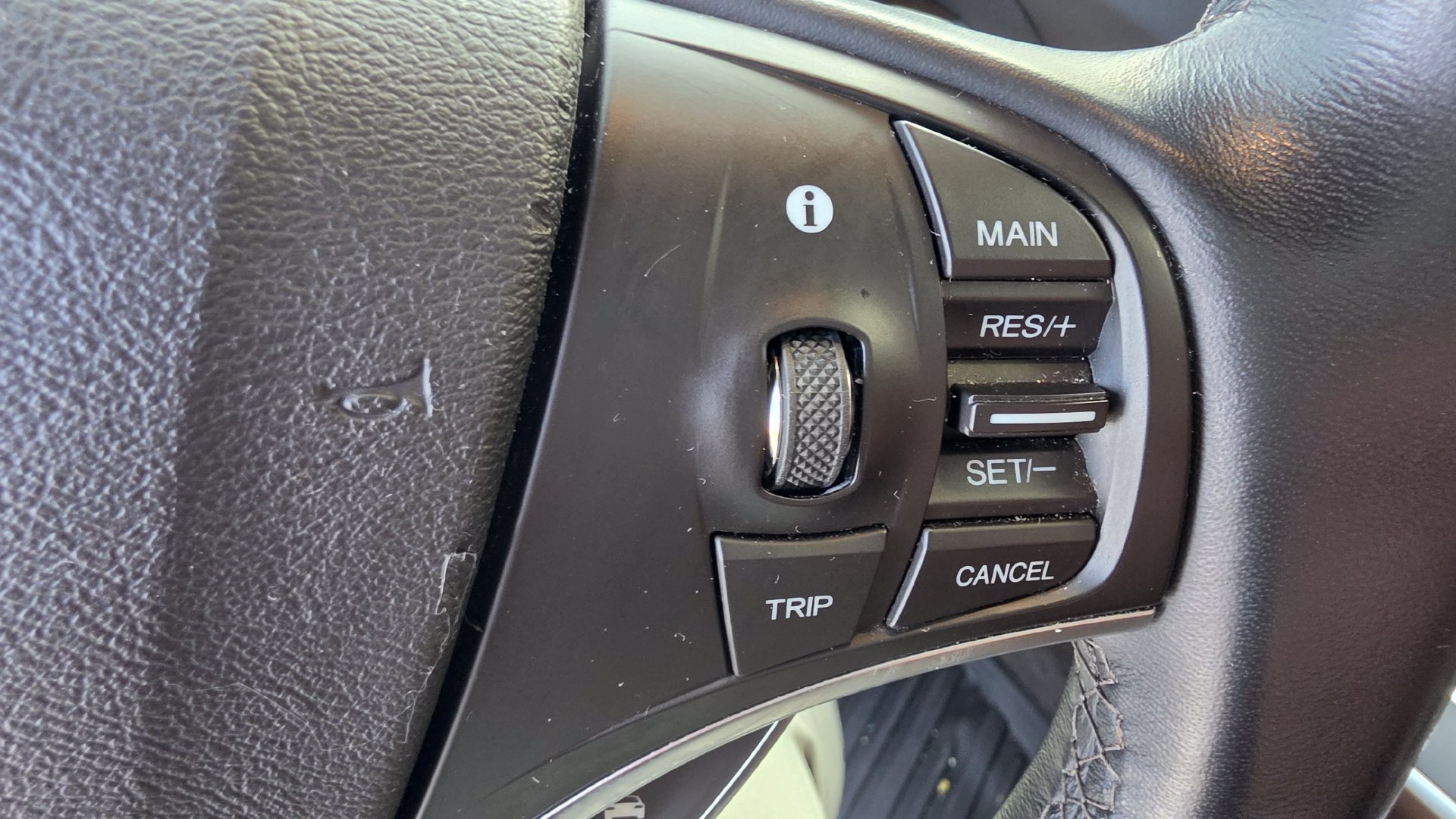 Used 2018 Acura MDX w/ Technology Package FWD image 23