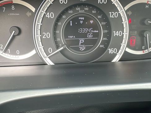 Used 2015 Honda Accord LX image 32