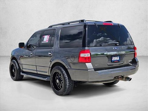 Used 2017 Ford Expedition XLT w/ Equipment Group 202A RWD image 8