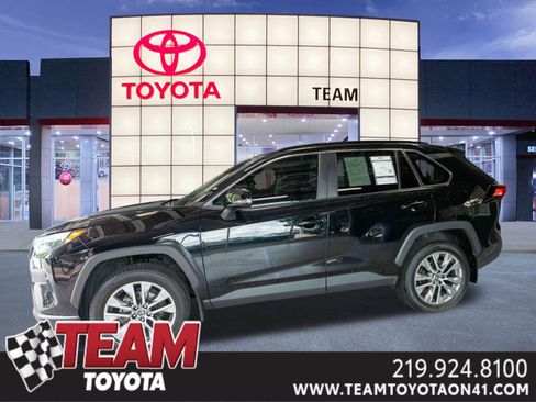 Used 2023 Toyota RAV4 XLE Premium AWD/4WD image 1