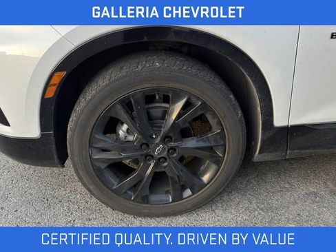 Used 2021 Chevrolet Blazer RS w/ Enhanced Convenience Package FWD image 4