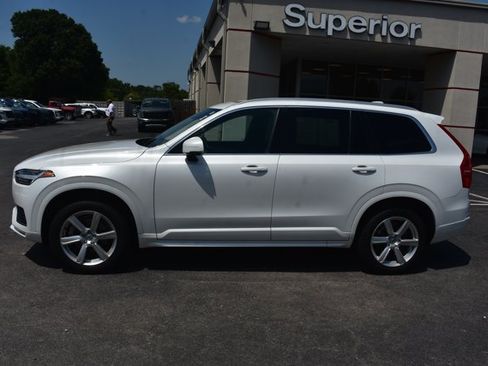 Used 2023 Volvo XC90 B5 Core AWD/4WD image 10