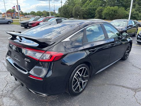 Certified 2024 Honda Civic Sport Touring image 8