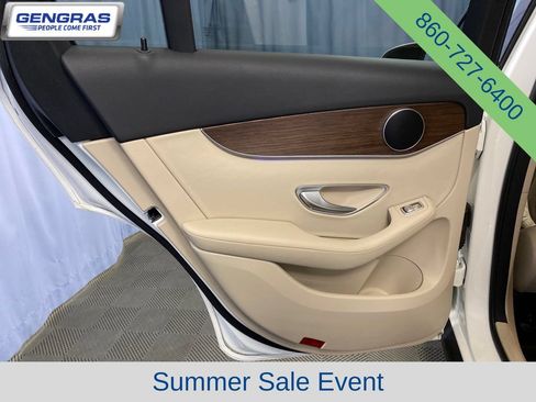 Used 2022 Mercedes-Benz GLC 300 4MATIC image 23