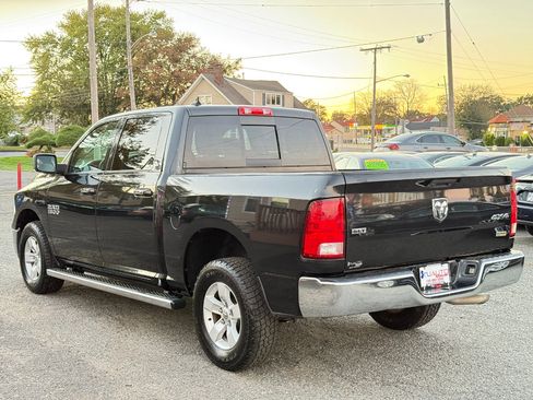 Used 2018 RAM 1500 Classic SLT w/ Luxury Group image 6