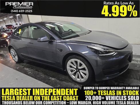 Used 2023 Tesla Model 3 Standard Range image 1