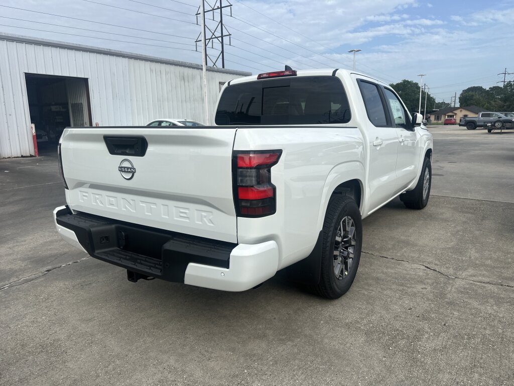New 2026 Nissan Frontier SV w/ SV Convenience Package RWD image 2