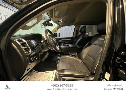 Used 2019 RAM 1500 Laramie AWD/4WD image 10