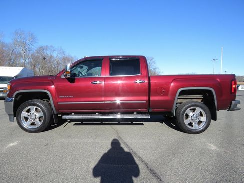 Used 2016 GMC Sierra 2500 SLT w/ Snow Plow Prep Package image 8