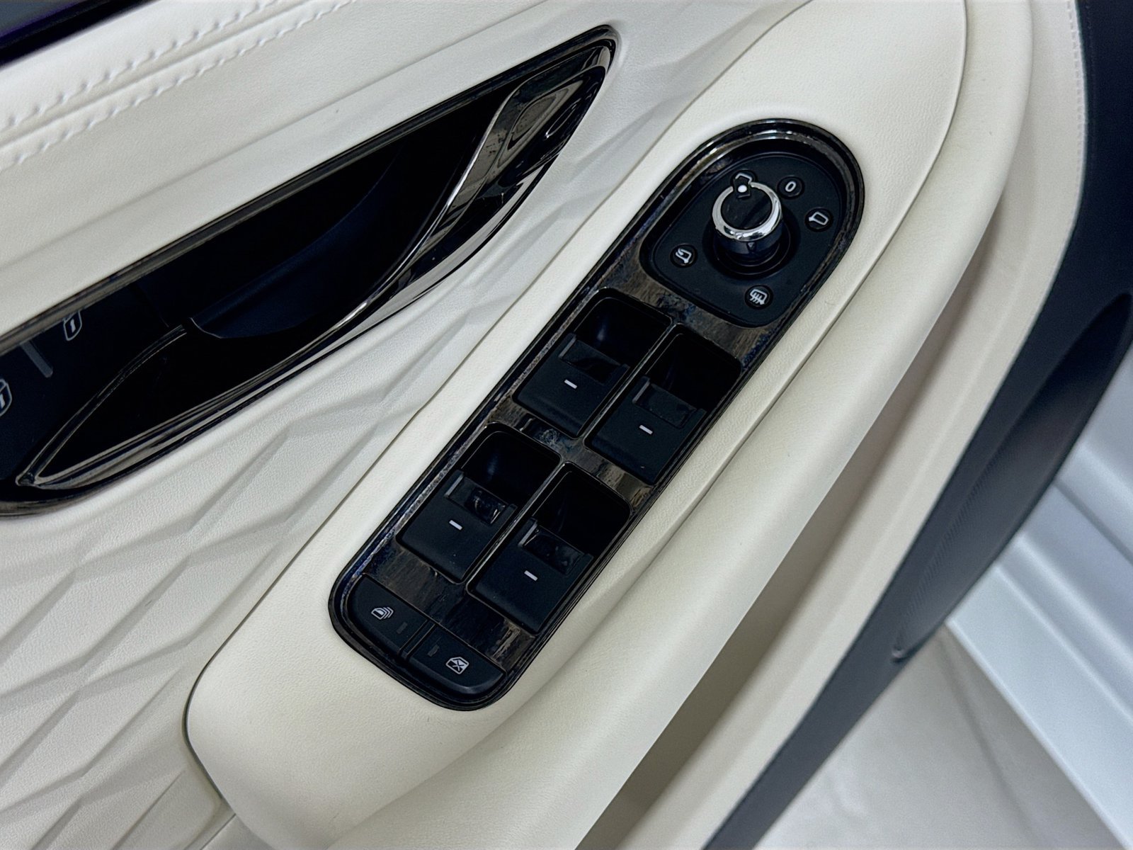 Used 2025 Bentley Continental GT Speed AWD/4WD image 18
