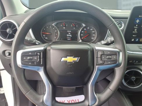 Used 2025 Chevrolet Blazer LT AWD/4WD image 9