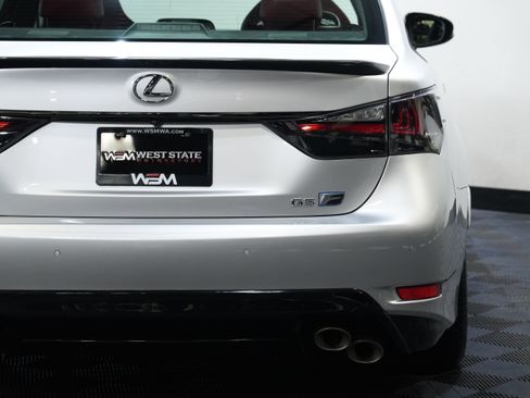 Used 2016 Lexus GS F RWD image 17