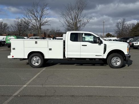 New 2026 Ford F350 XL w/ XL Chrome Package image 2