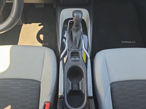 Used 2019 Toyota Corolla SE w/ SE Option Package FWD image 14