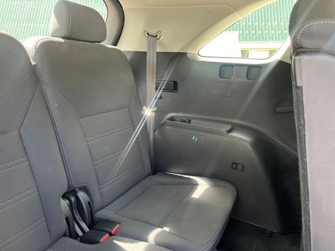 Used 2019 Kia Sorento LX image 36