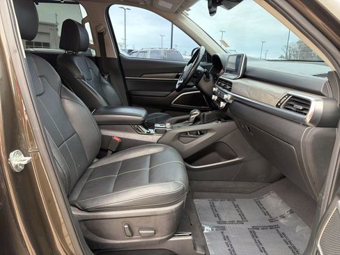 Used 2022 Kia Telluride EX w/ EX Premium Package image 36