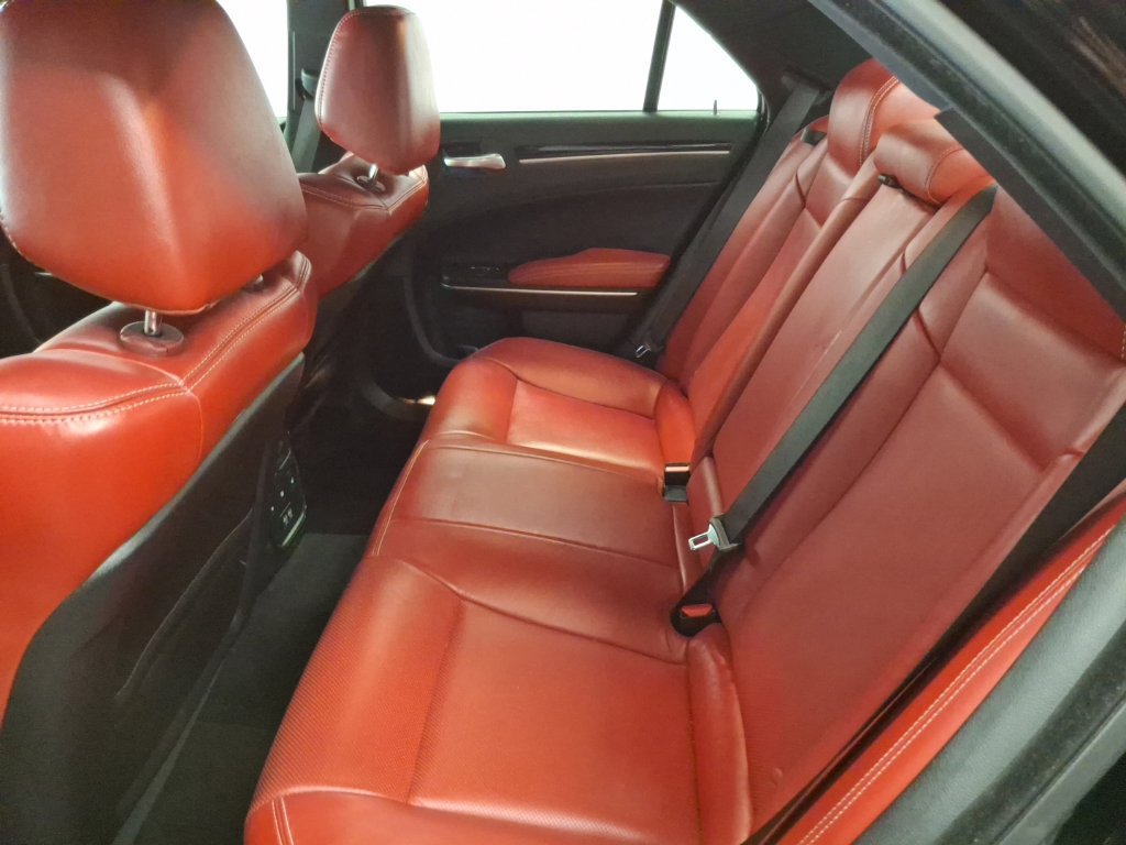 Used 2021 Chrysler 300 S w/ S Model Appearance Package RWD image 13