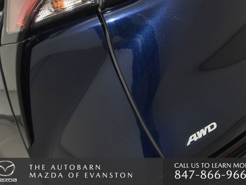 Used 2024 Toyota Sienna XSE AWD/4WD image 44