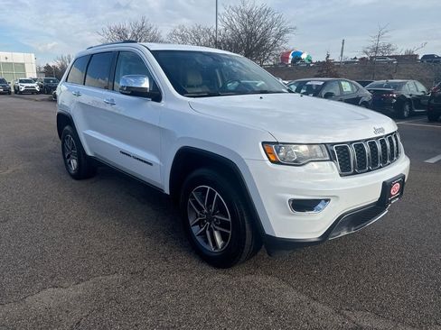 Used 2021 Jeep Grand Cherokee Limited image 11
