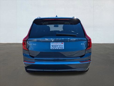 Used 2025 Volvo XC90 B6 Plus w/ Protection Package Premier image 4