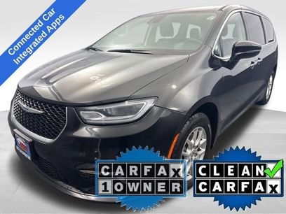 Used 2024 Chrysler Pacifica Touring-L