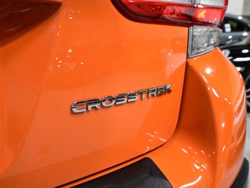 Used 2019 Subaru Crosstrek 2.0i Limited w/ Moonroof Package w/Navigation AWD/4WD image 7