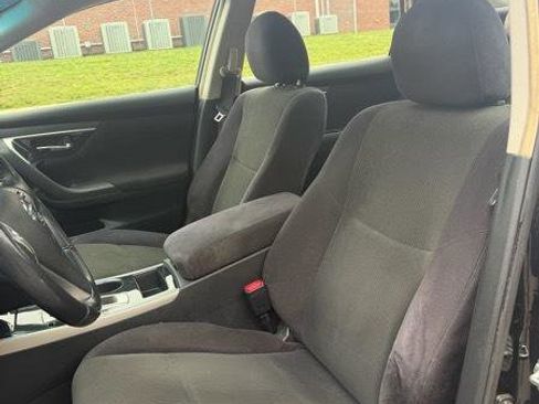 Used 2013 Nissan Altima 2.5 SV w/ 2.5SV Convenience Pkg FWD image 10
