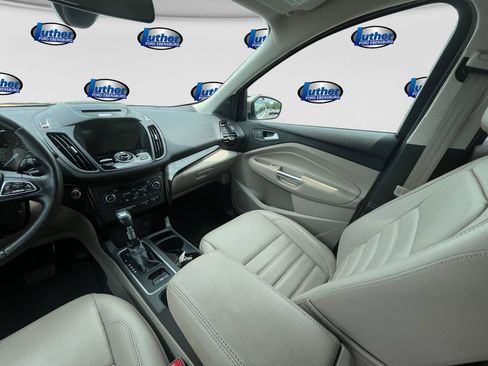 Used 2017 Ford Escape Titanium AWD/4WD image 13