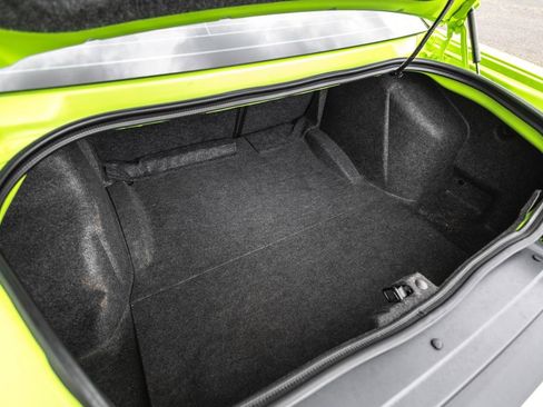 Used 2015 Dodge Challenger SRT Hellcat RWD image 28