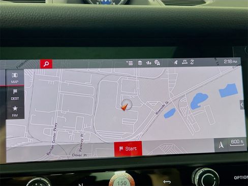 New 2026 Porsche Macan image 16