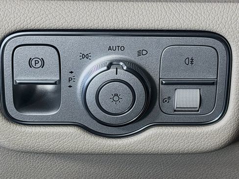 Used 2022 Mercedes-Benz GLE 350 image 10