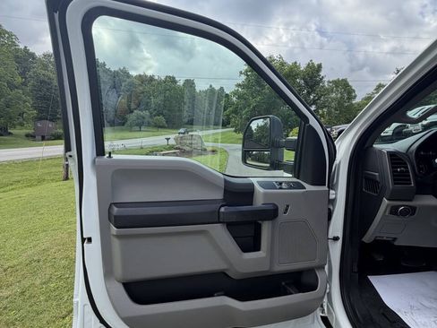 Used 2020 Ford F350 XL w/ Power Equipment Group RWD image 41