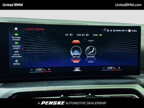 Used 2024 BMW 430i Coupe w/ M Sport Package RWD image 11