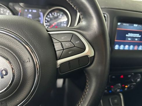 Used 2019 Jeep Compass Latitude image 16